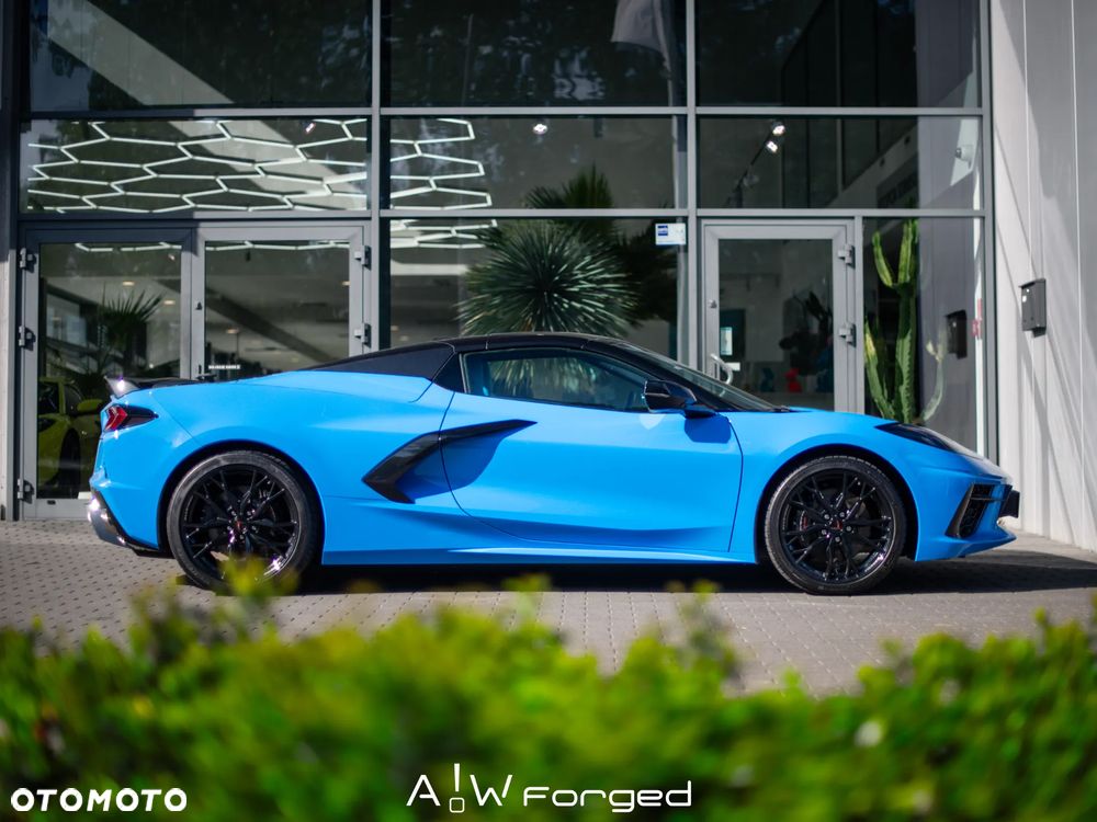 Chevrolet Corvette - 7