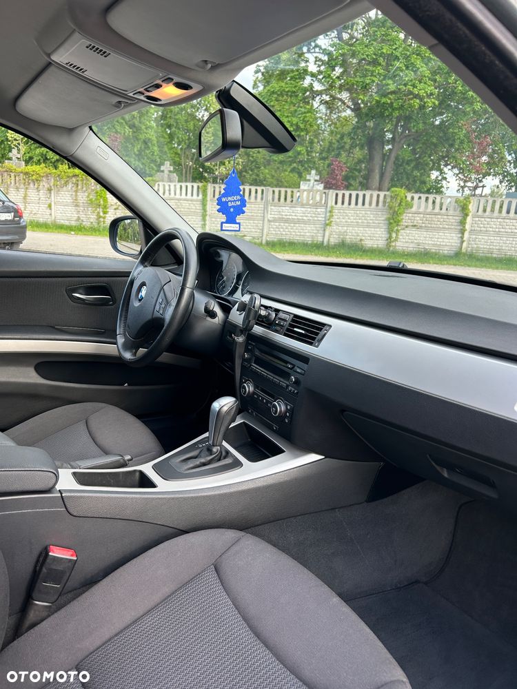 BMW Seria 3 - 18