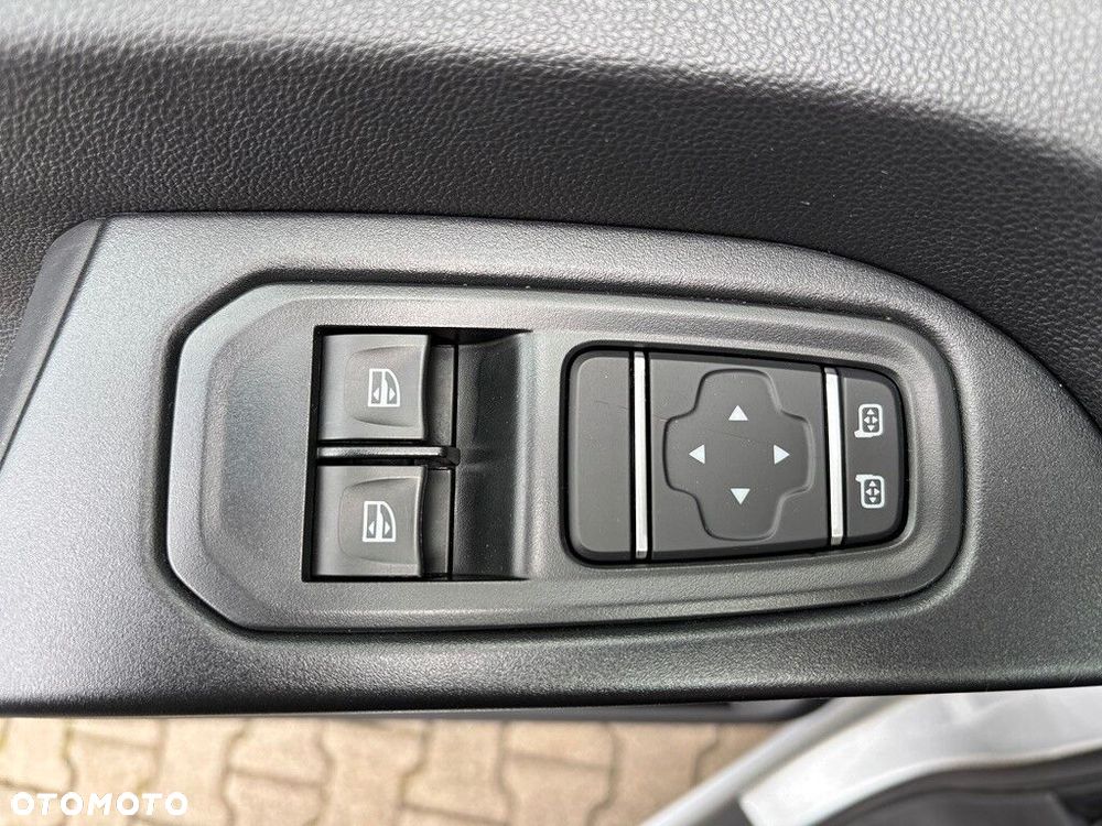 Renault Trafic - 13
