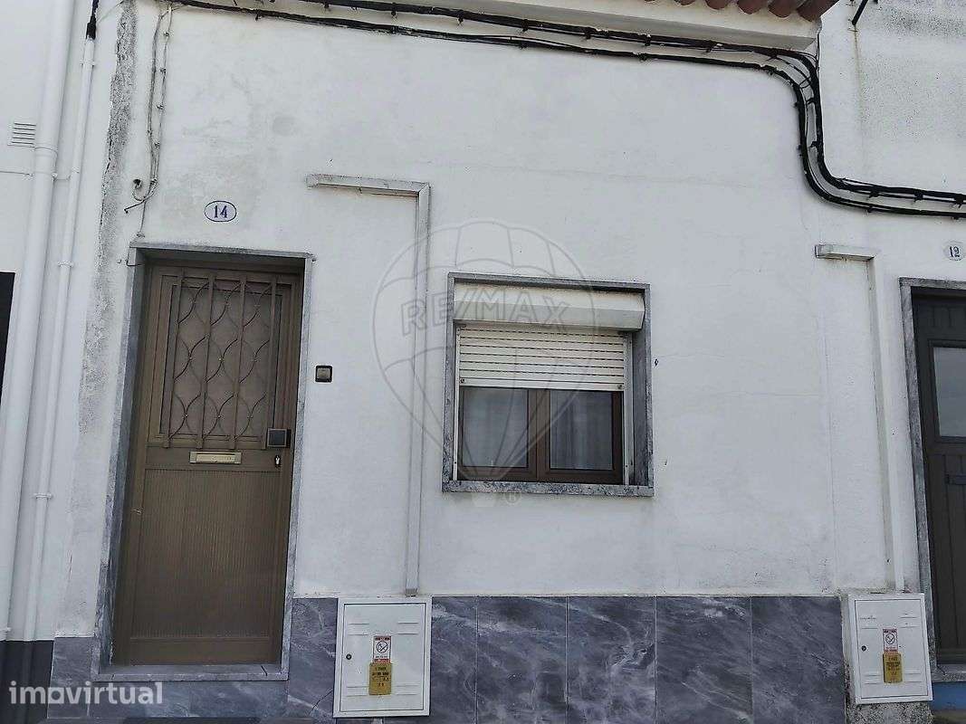 Moradia T2 para venda - Grande imagem: 2/11