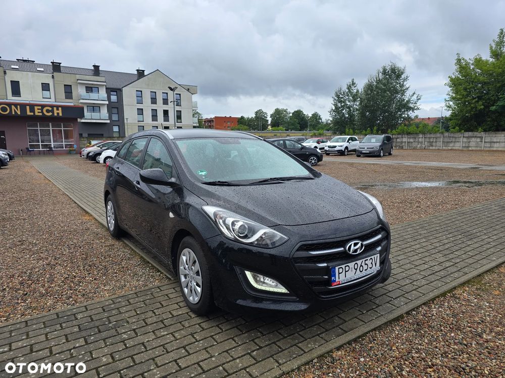 Hyundai i30 blue 1.4 Classic - 3