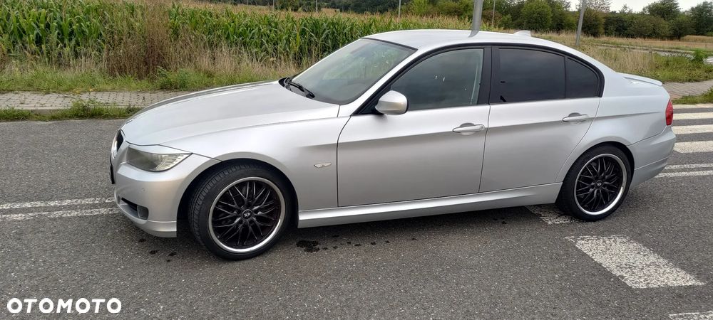 BMW Seria 3 318i - 20