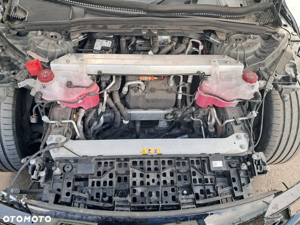 Mercedes-Benz EQE - 7