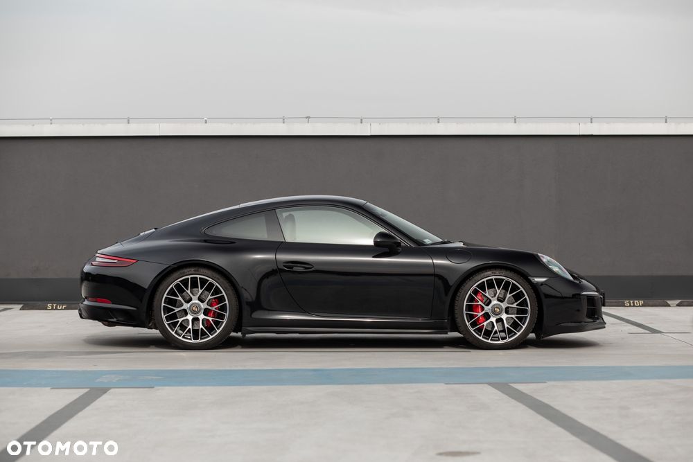 Porsche 911 Carrera GTS PDK - 14