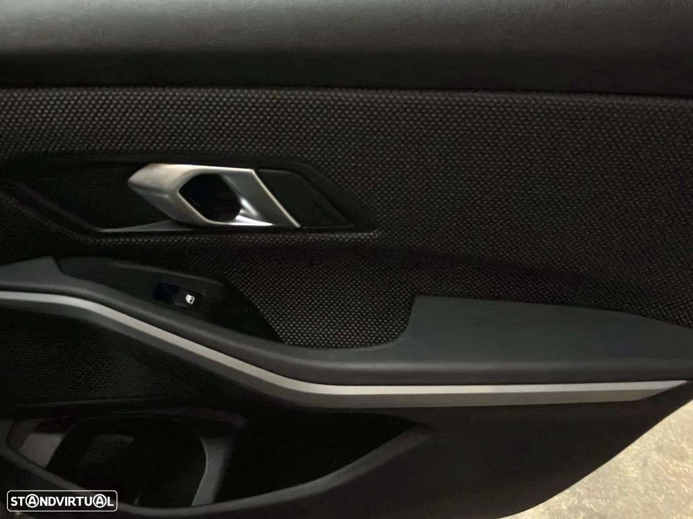 BMW 330 e Corporate Edition Auto - 24