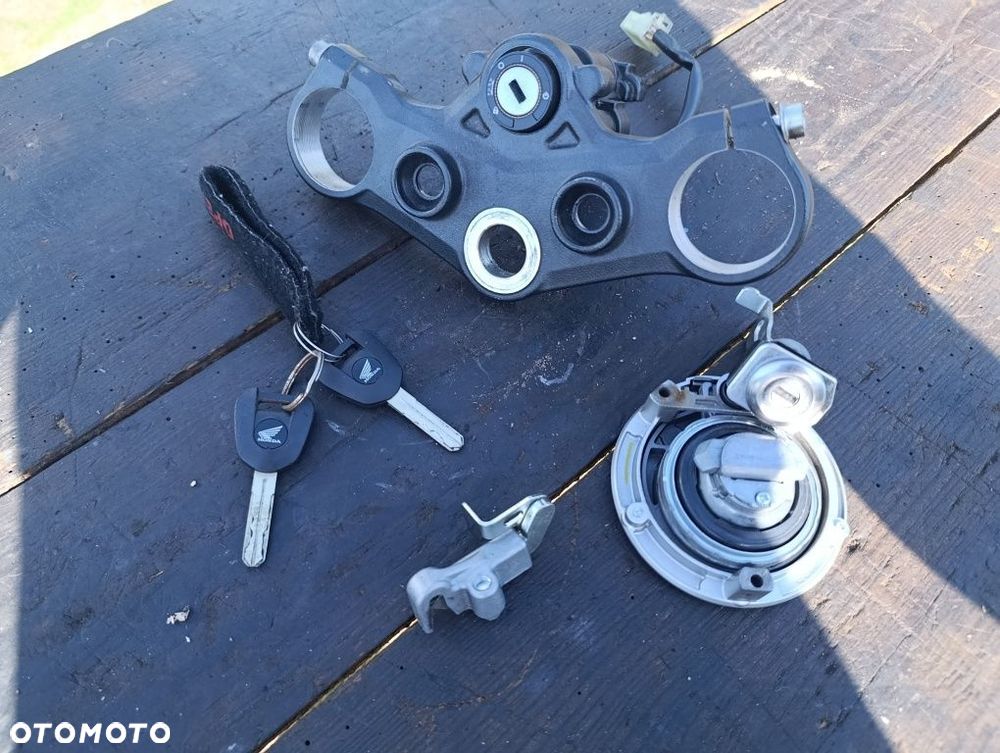 Zestaw startowy Honda CB 125 jc79 CBF 18 – 20 r stacyjka korek baku - 6