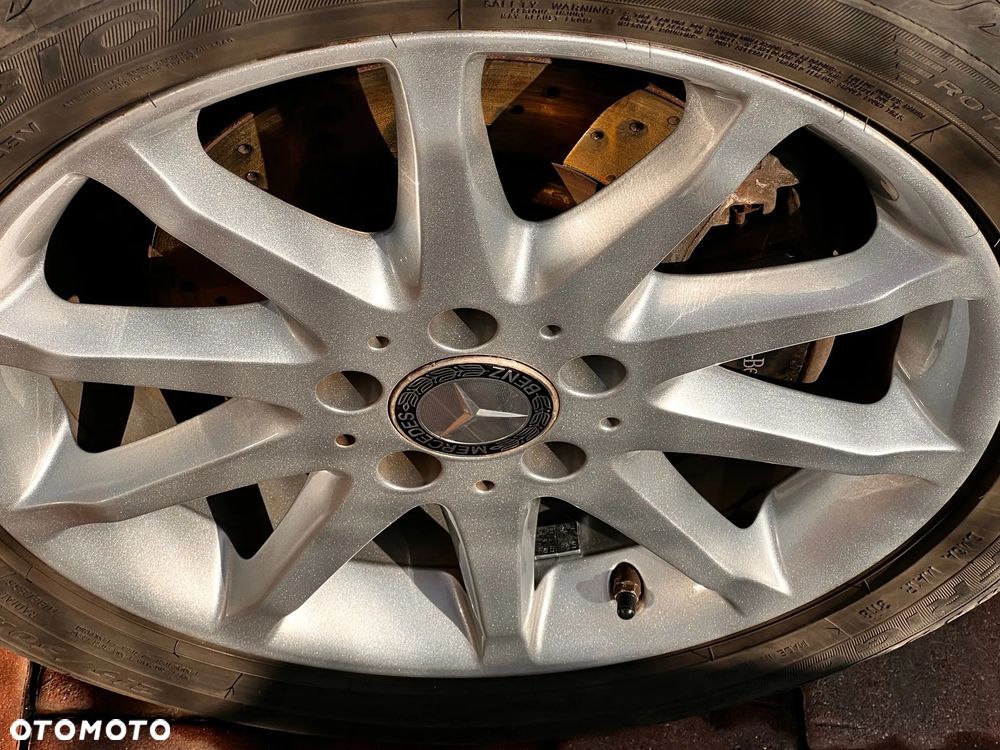 Mercedes-Benz Klasa A 180 d 7G-DCT AMG Line - 33