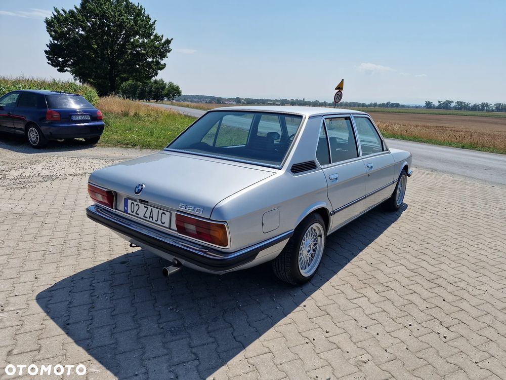 BMW Seria 5 520 - 9