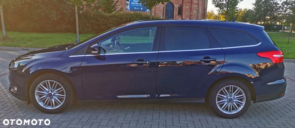 Ford Focus 1.5 TDCi SYNC Edition - 3