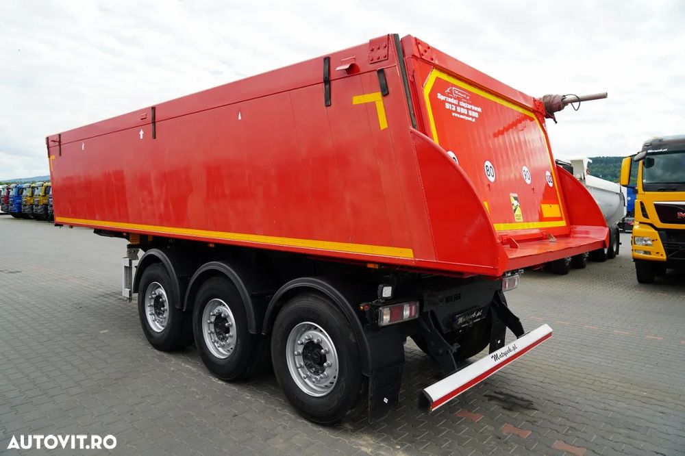 Altul BASCUNĂ 25 m3 / ALUMINIU / AXĂ RIDICATĂ / 5.100 KG / - 6