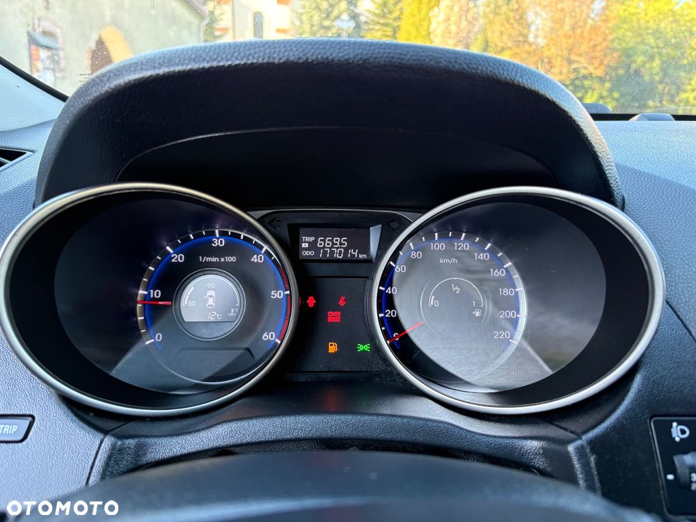 Hyundai ix35 2.0 CRDi Premium - 13
