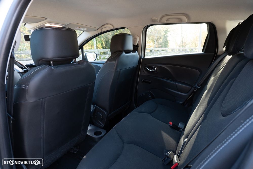 Renault Clio Sport Tourer Energy dCi 90 Start & Stop Dynamique - 12