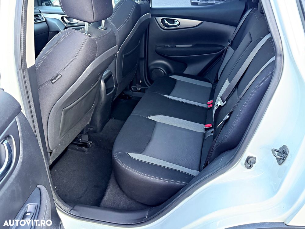 Nissan Qashqai - 16