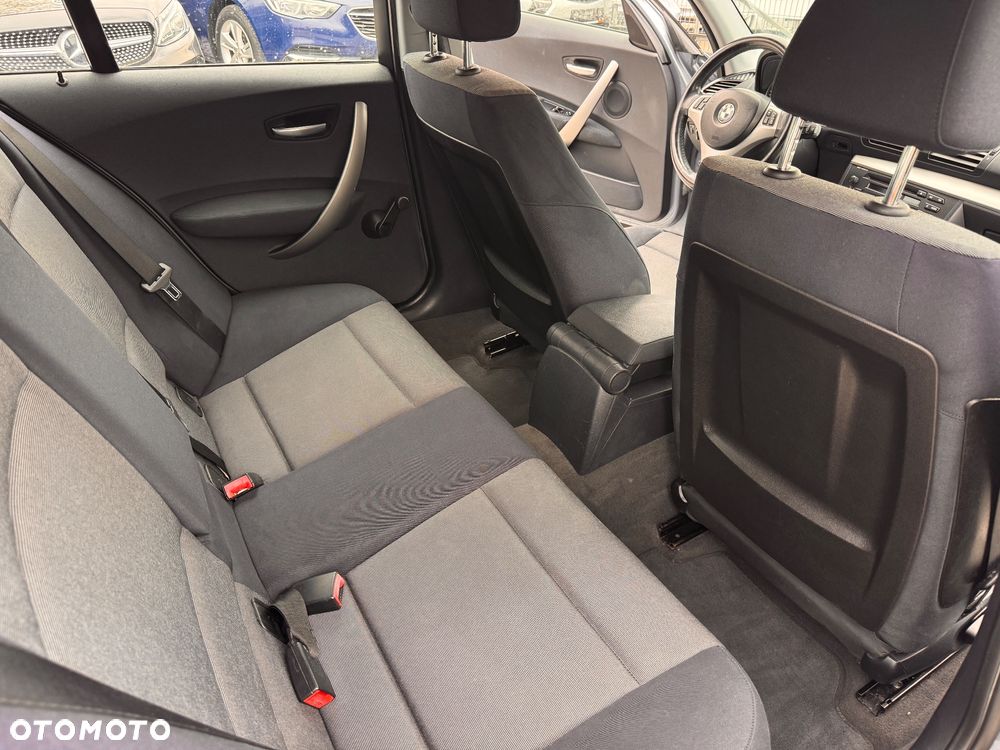 BMW Seria 1 - 16