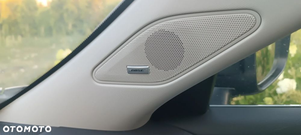 Mitsubishi Outlander - 27