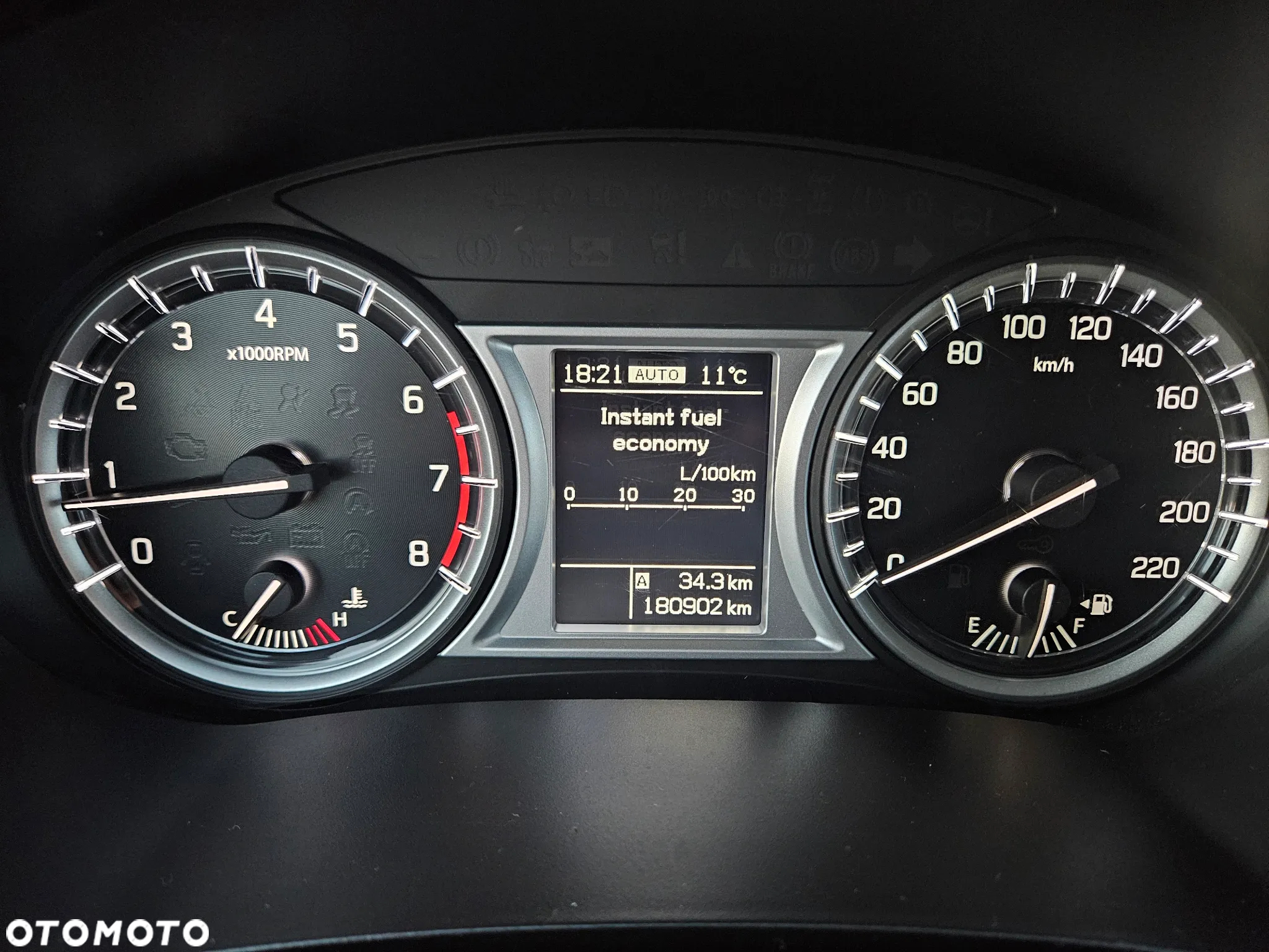 Suzuki Vitara 1.6 Premium 4WD - 27