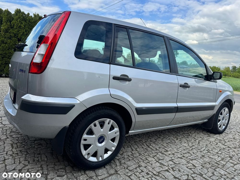 Ford Fusion 1.6 Elegance - 12