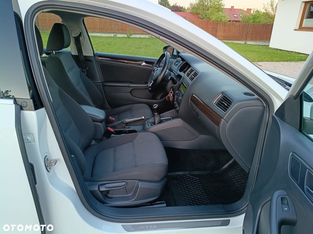 Volkswagen Jetta 1.4 TSI BMT Comfortline - 11