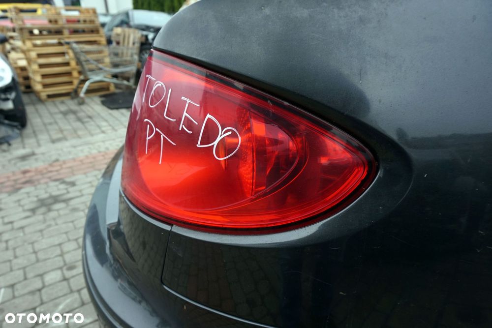 LAMPA TYLNA PRAWA TOLEDO III 5P 5P5945112A SEAT 2004-2009 - 2