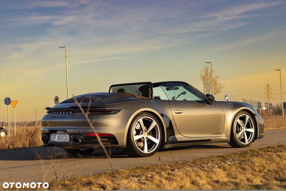 Porsche 911 Carrera S PDK - 12