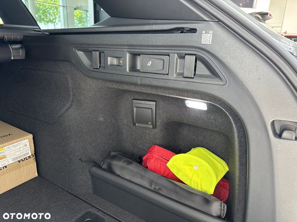 Volkswagen Passat - 20