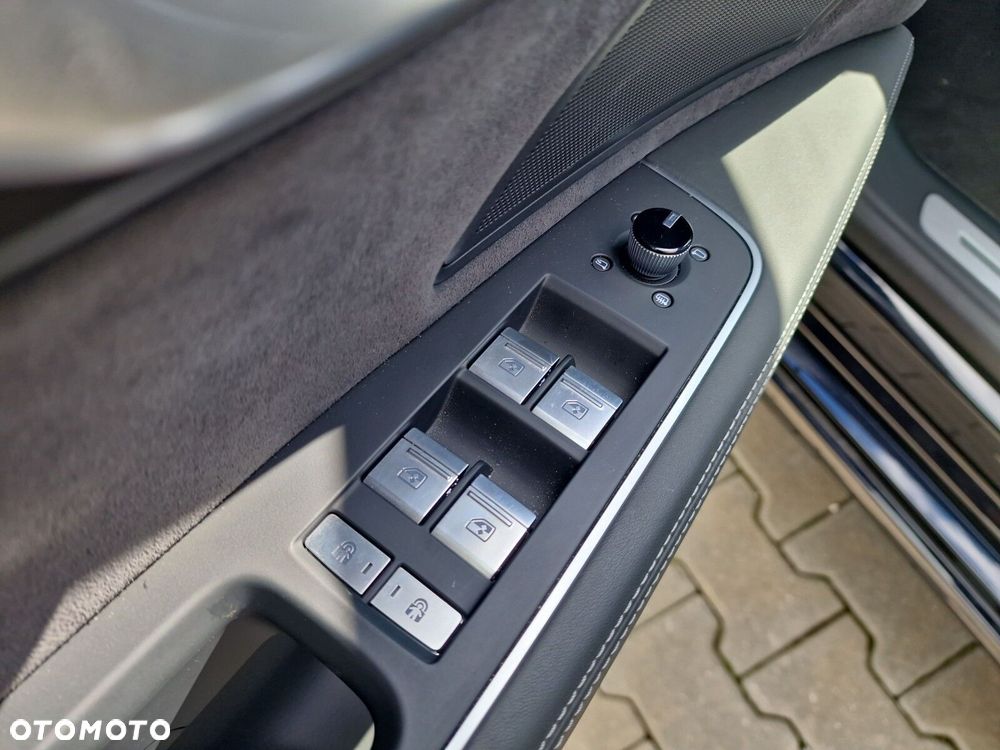 Audi A8 - 26
