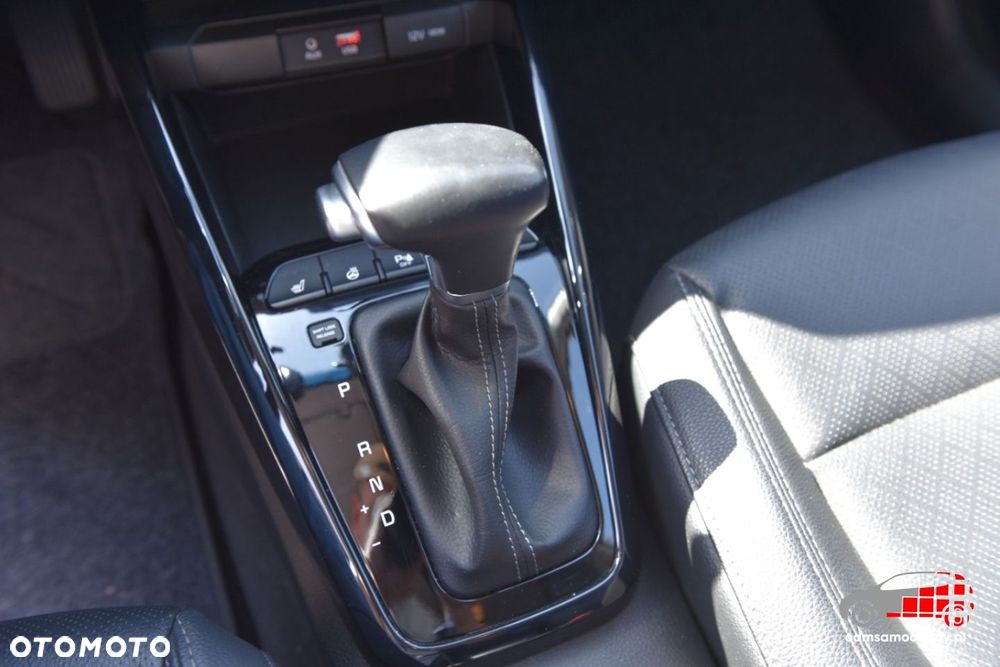 Kia Stonic - 32