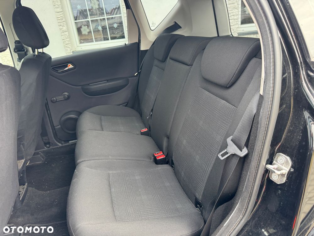 Mercedes-Benz Klasa A 180 CDI DPF Special Edition - 12