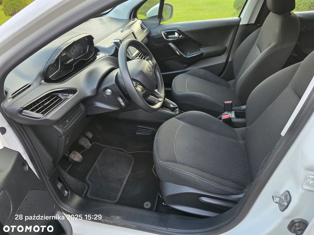 Peugeot 208 Blue-HDi 100 Stop&Start Active - 11