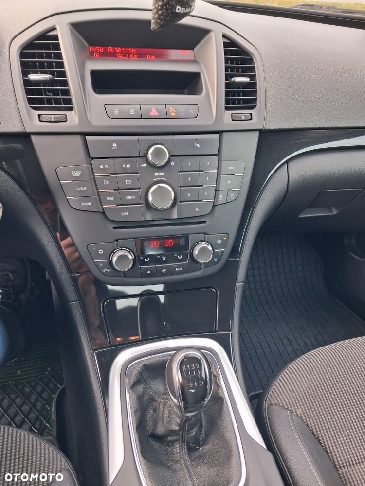 Opel Insignia - 8