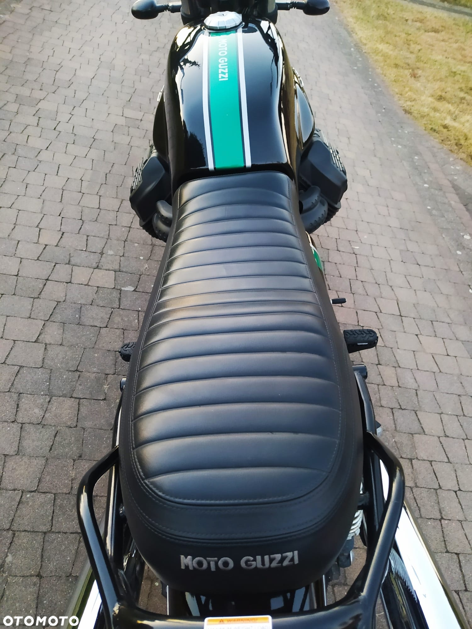 Moto Guzzi V7 - 4