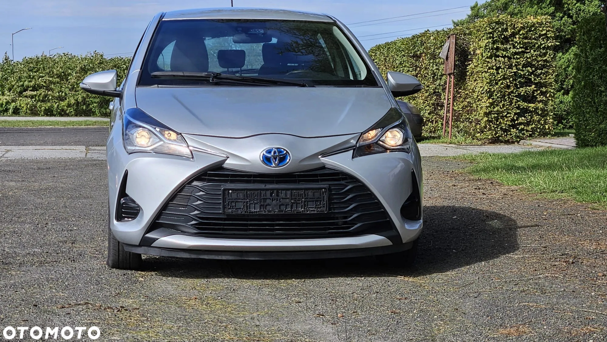 Toyota Yaris Hybrid 1.5 VVT-i Comfort - 4