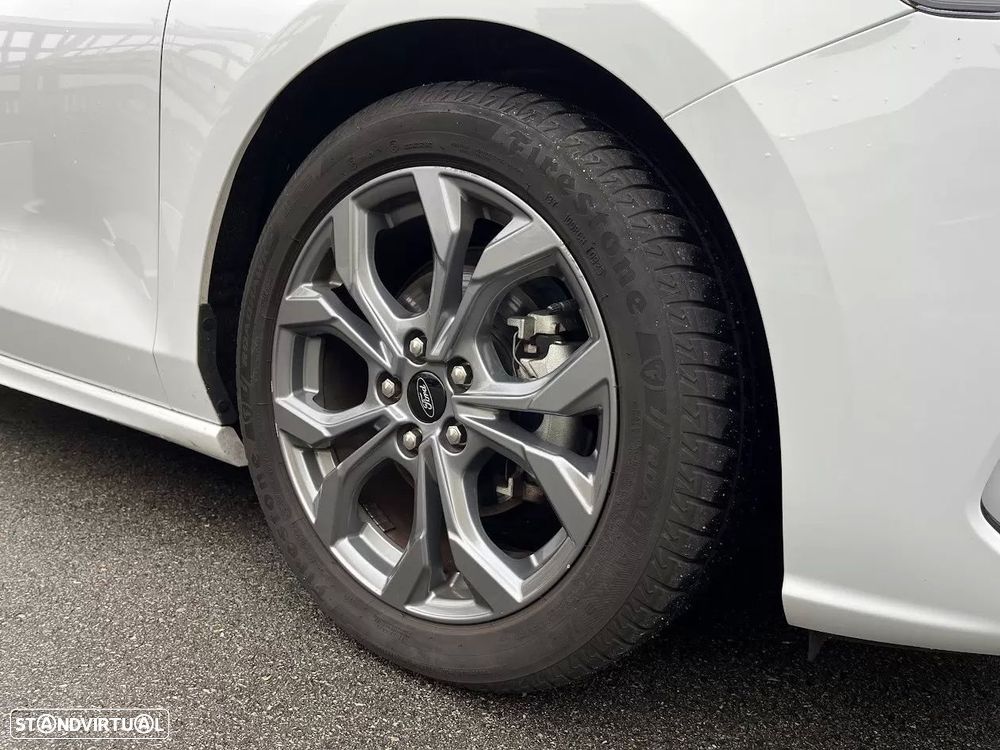 Ford Focus 1.0 EcoBoost MHEV ST-Line X Aut. - 48