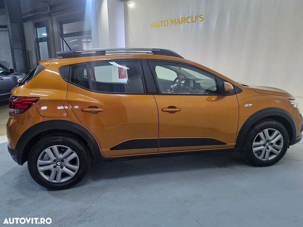 Dacia Sandero 2022 photo 2
