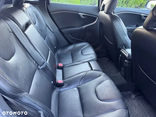 Volvo V40 D2 Drive-E Dynamic Edition - 10