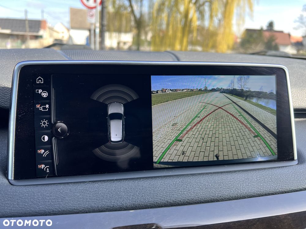 BMW X5 xDrive40d - 29