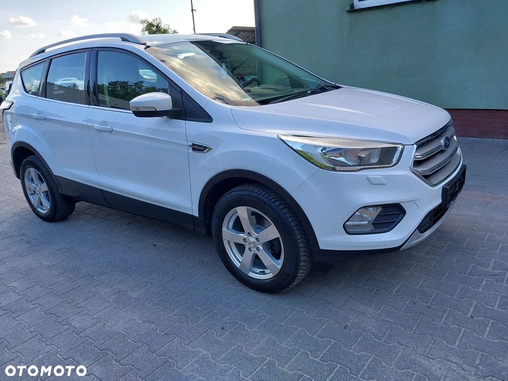 Ford Kuga 1.5 EcoBoost 2x4 Trend - 21