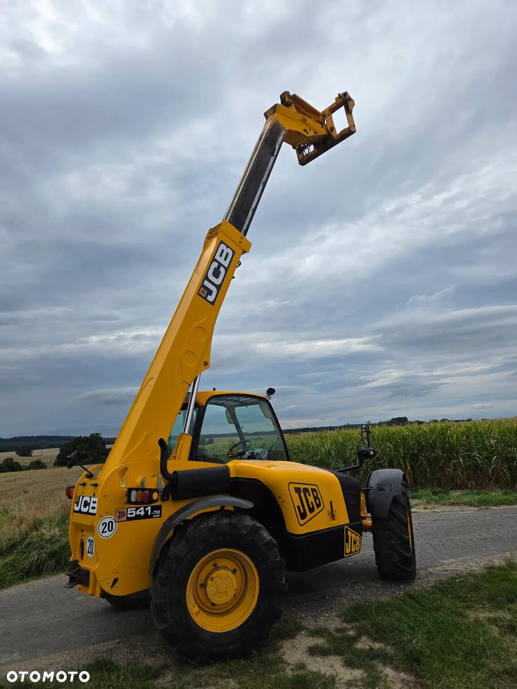 JCB 541-70 - 27