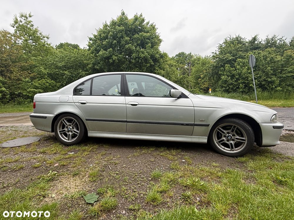 BMW Seria 5 523i - 4