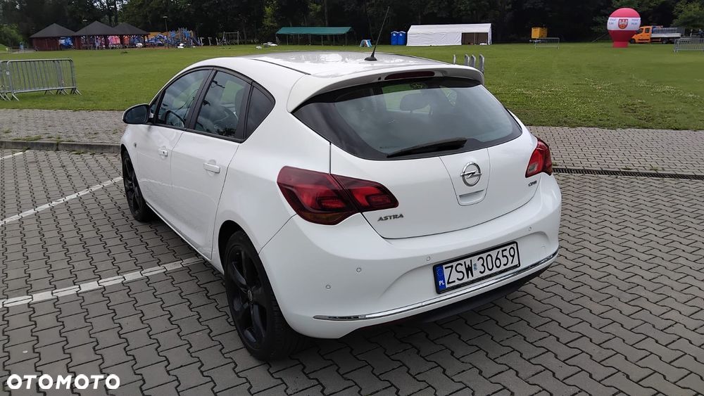 Opel Astra 1.6 CDTI DPF ecoFLEX Start/Stop Edition - 5