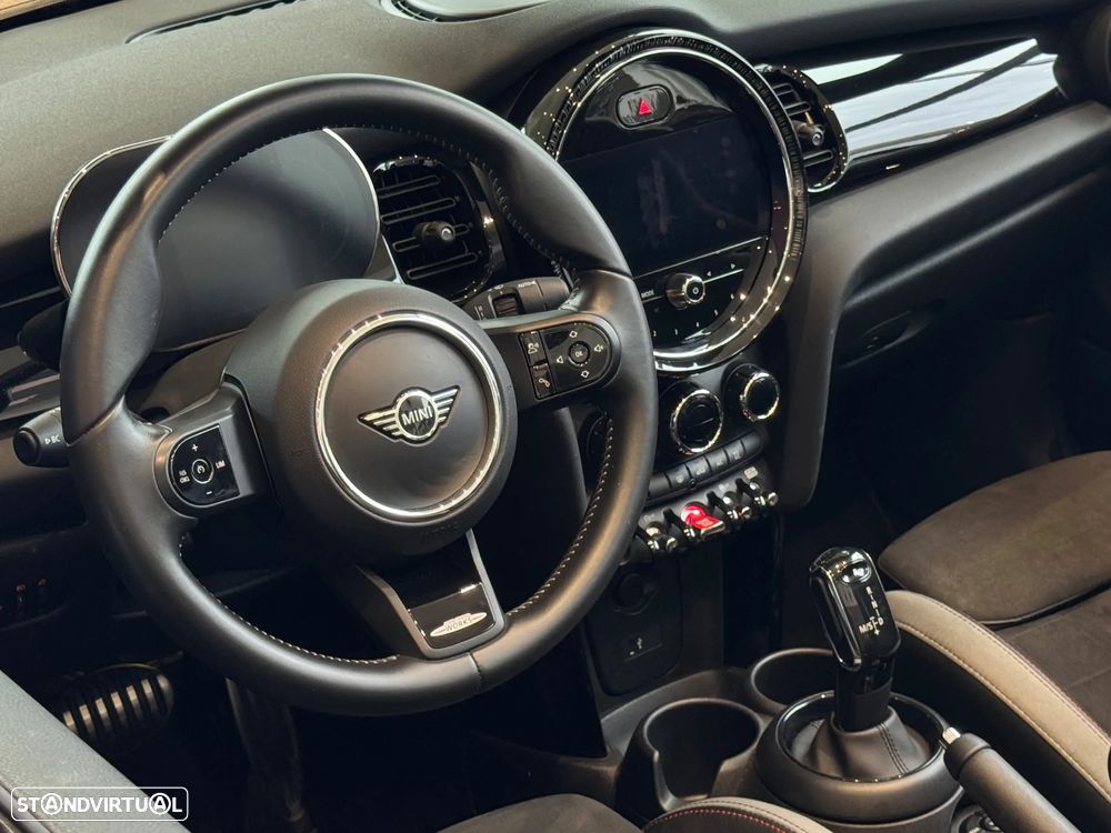 MINI Cabrio Cooper Auto - 11