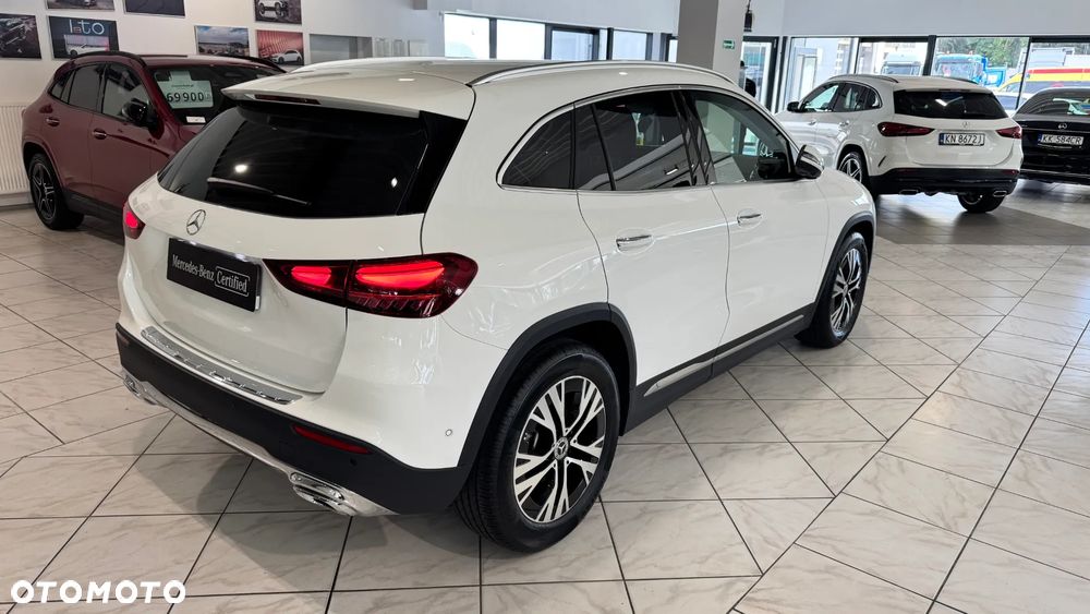 Mercedes-Benz GLA 200 mHEV 7G-DCT - 5