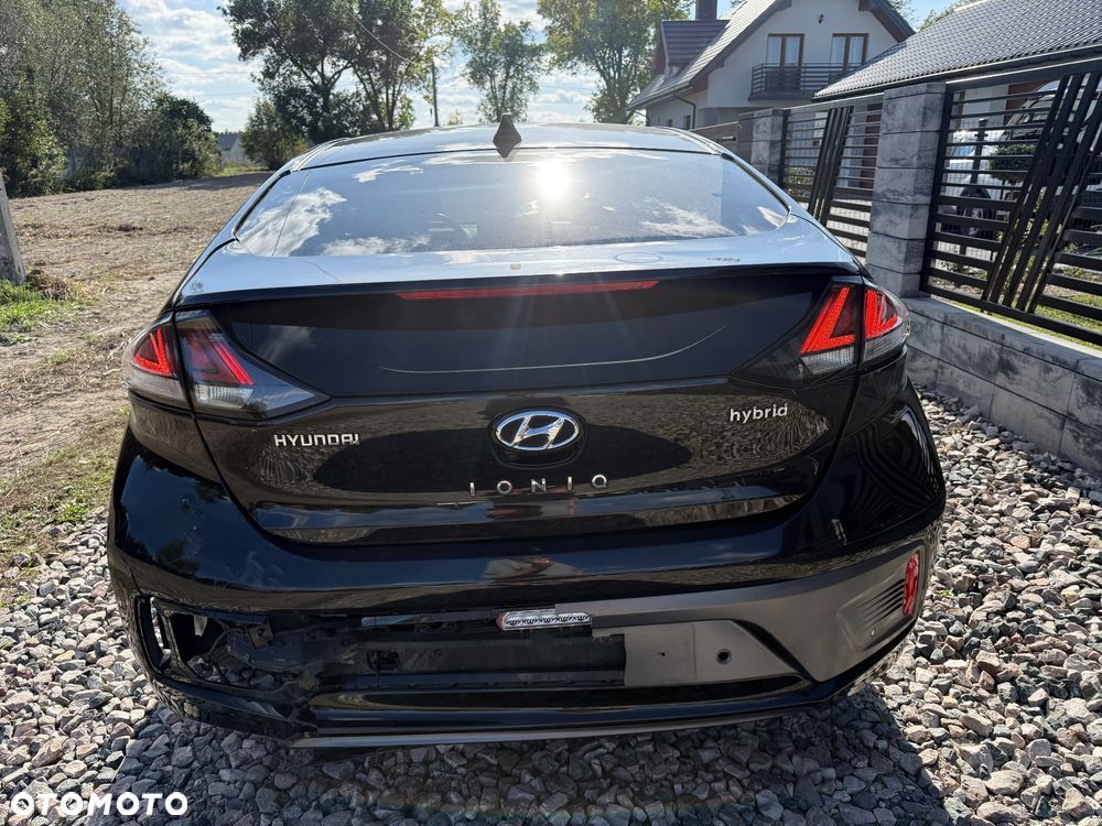 Hyundai IONIQ hybrid Premium - 10