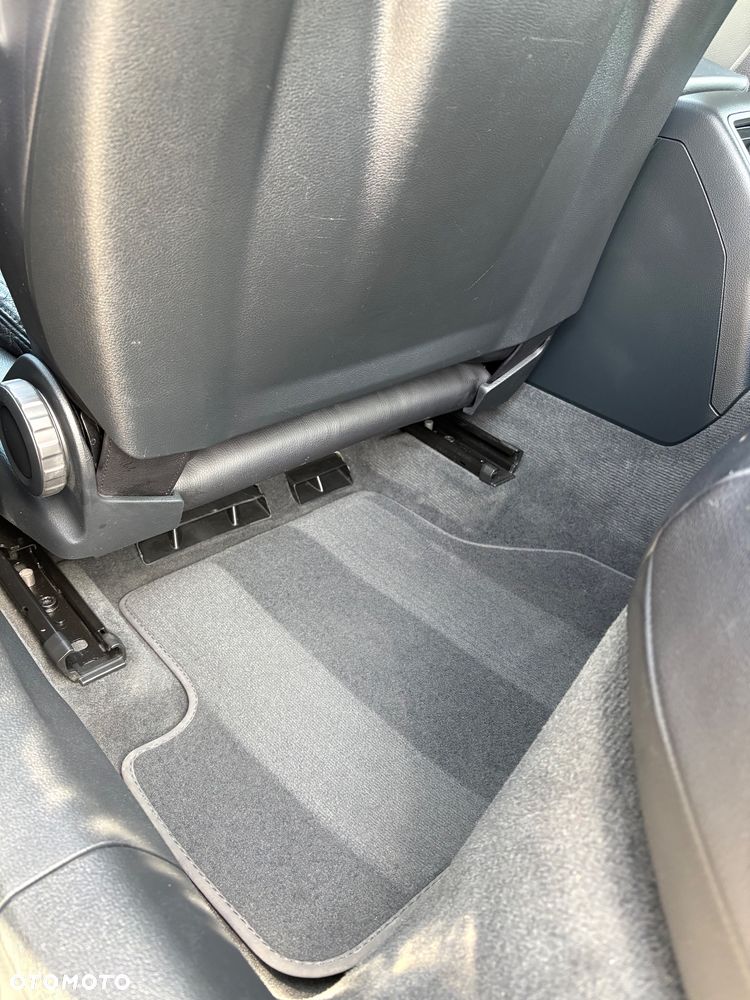 Audi A4 Avant 40 TDI Sport S tronic - 15