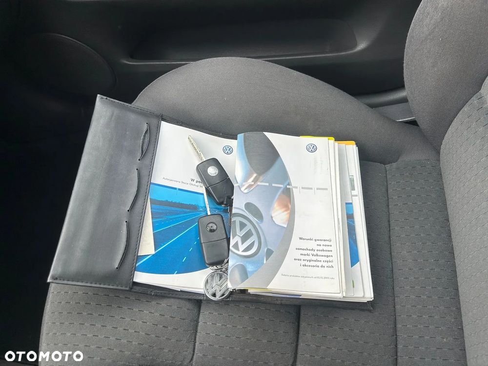 Volkswagen Passat 1.9 TDI Comfortline - 18