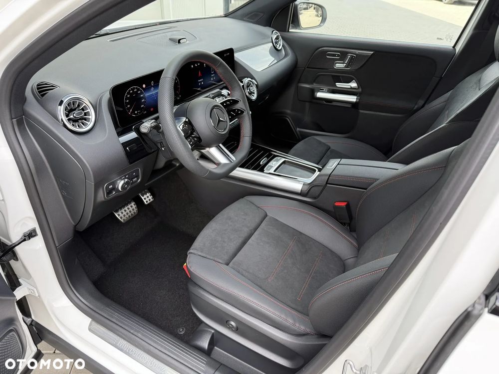 Mercedes-Benz GLA - 19