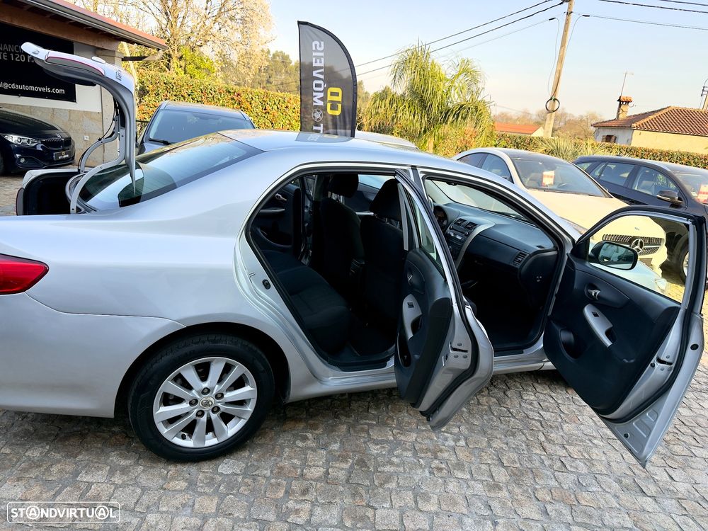 Toyota Corolla 1.4 D-4D - 35