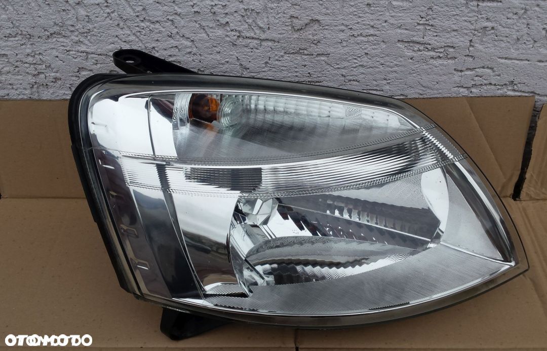 Reflektor prawy lampa prawa Citroen Berlingo 2002- - 1