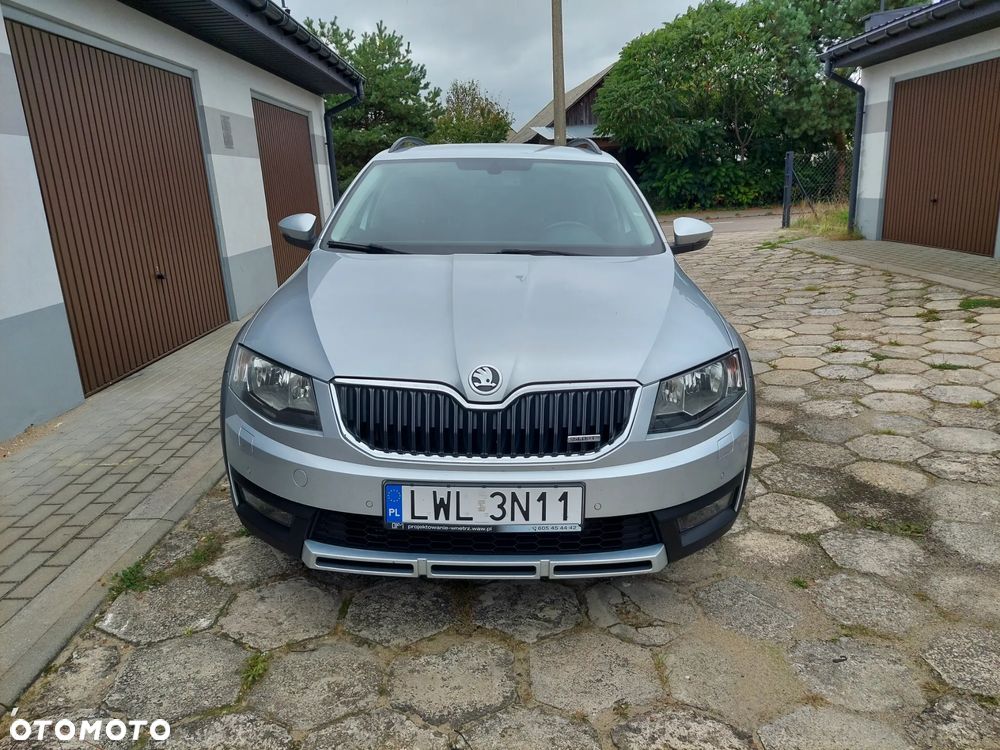 Skoda Octavia Scout 2.0 TDI 4x4 - 7