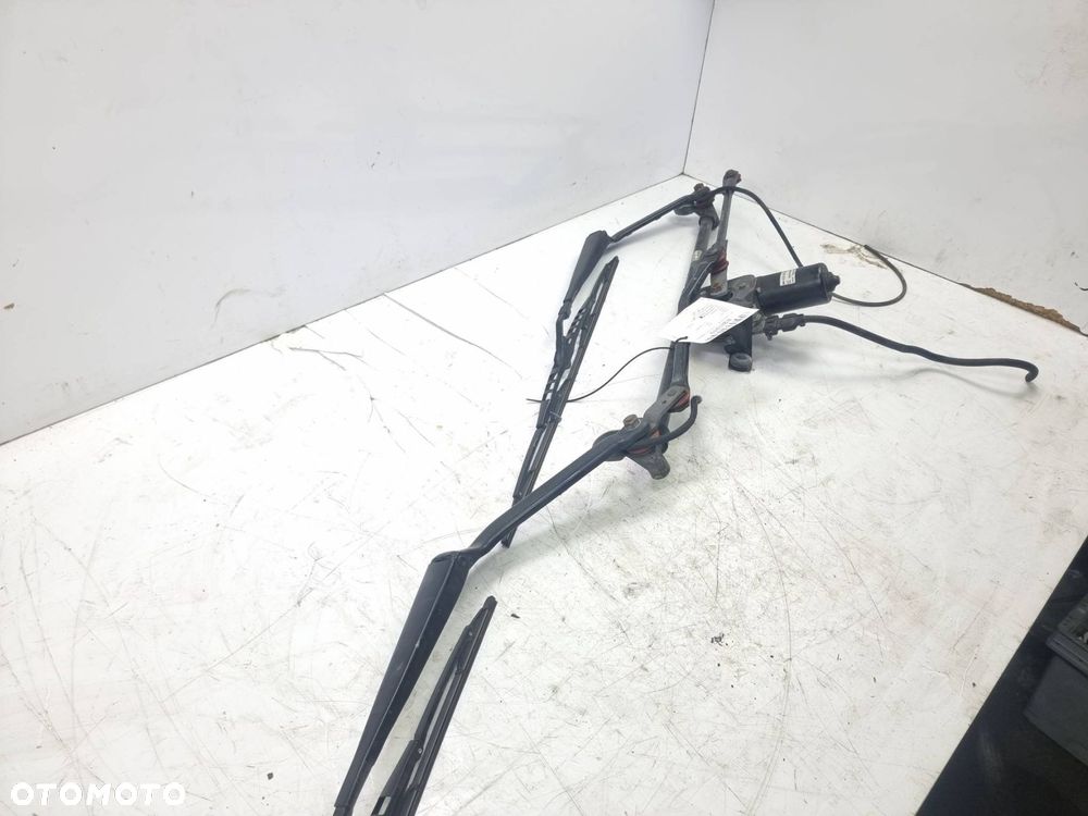 MECHANIZM WYCIERACZEK PRZÓD MAN TGM 15.250 405.001 81.26400.6366 - 5